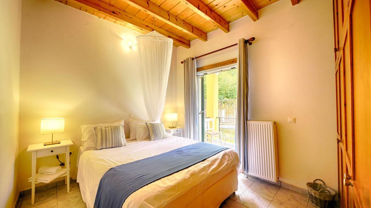 Villa Zen Stone House Agios Georgios Pagon Esterno foto