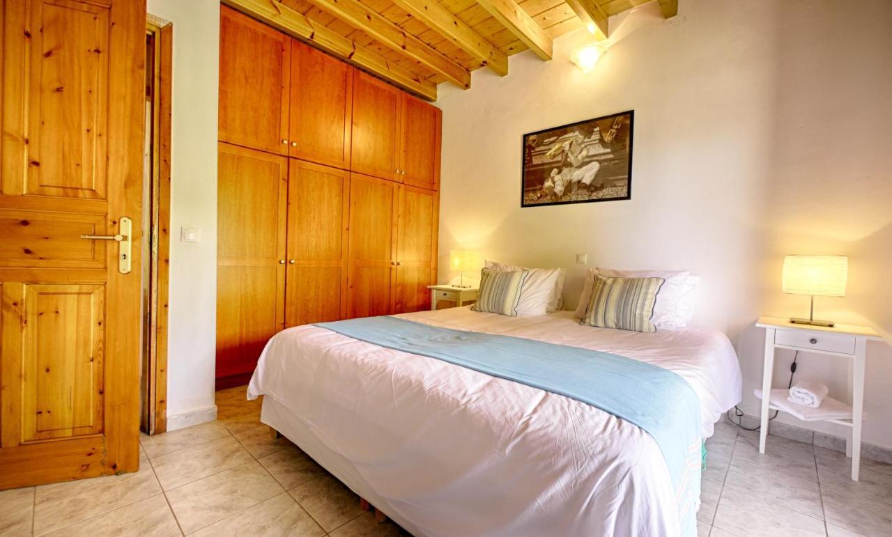 Villa Zen Stone House Agios Georgios Pagon Esterno foto